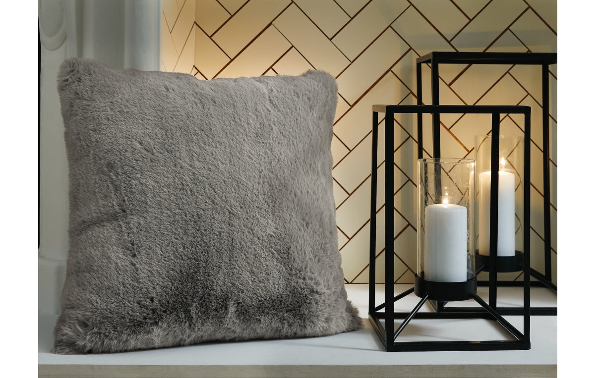 Gariland Pillow (Set of 4)
