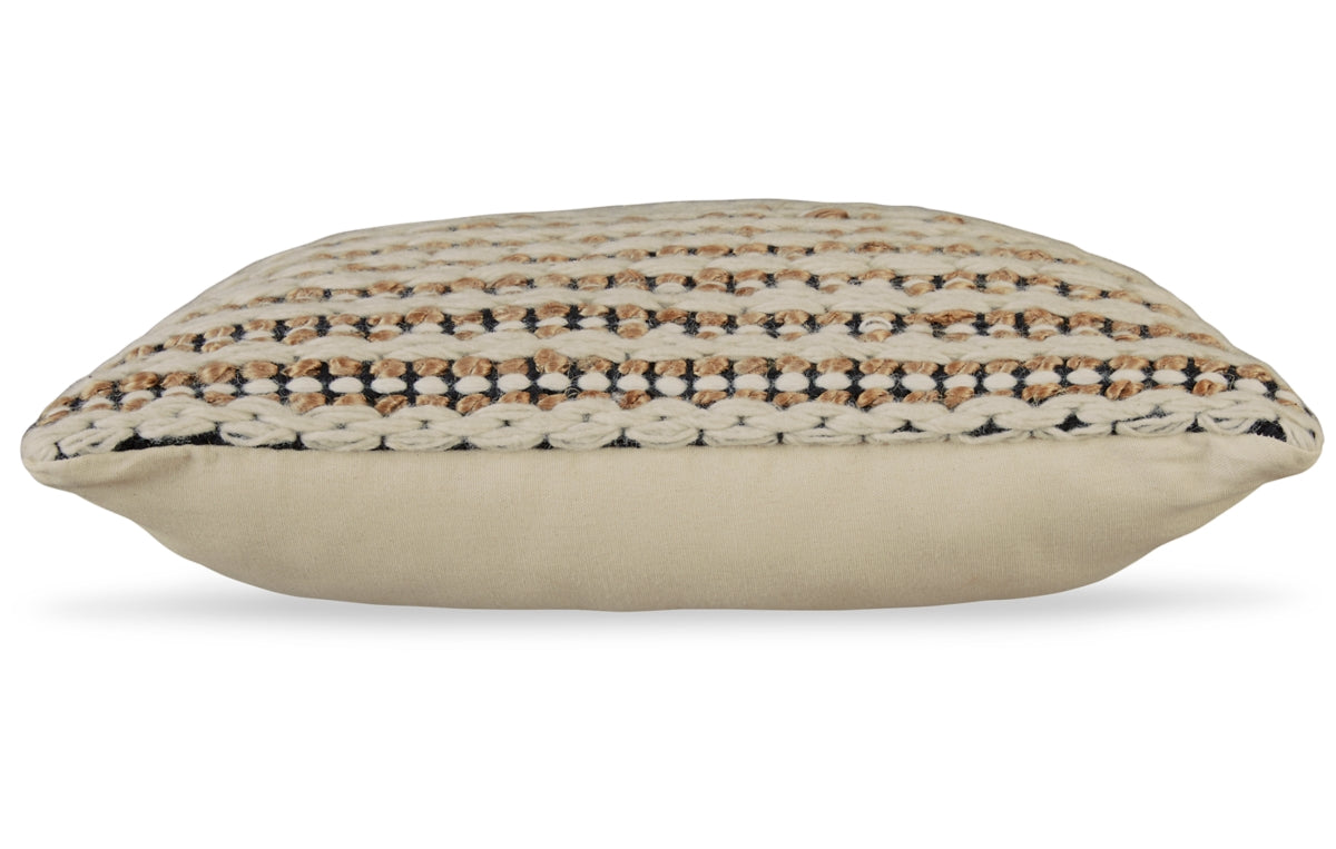 Nealington Pillow