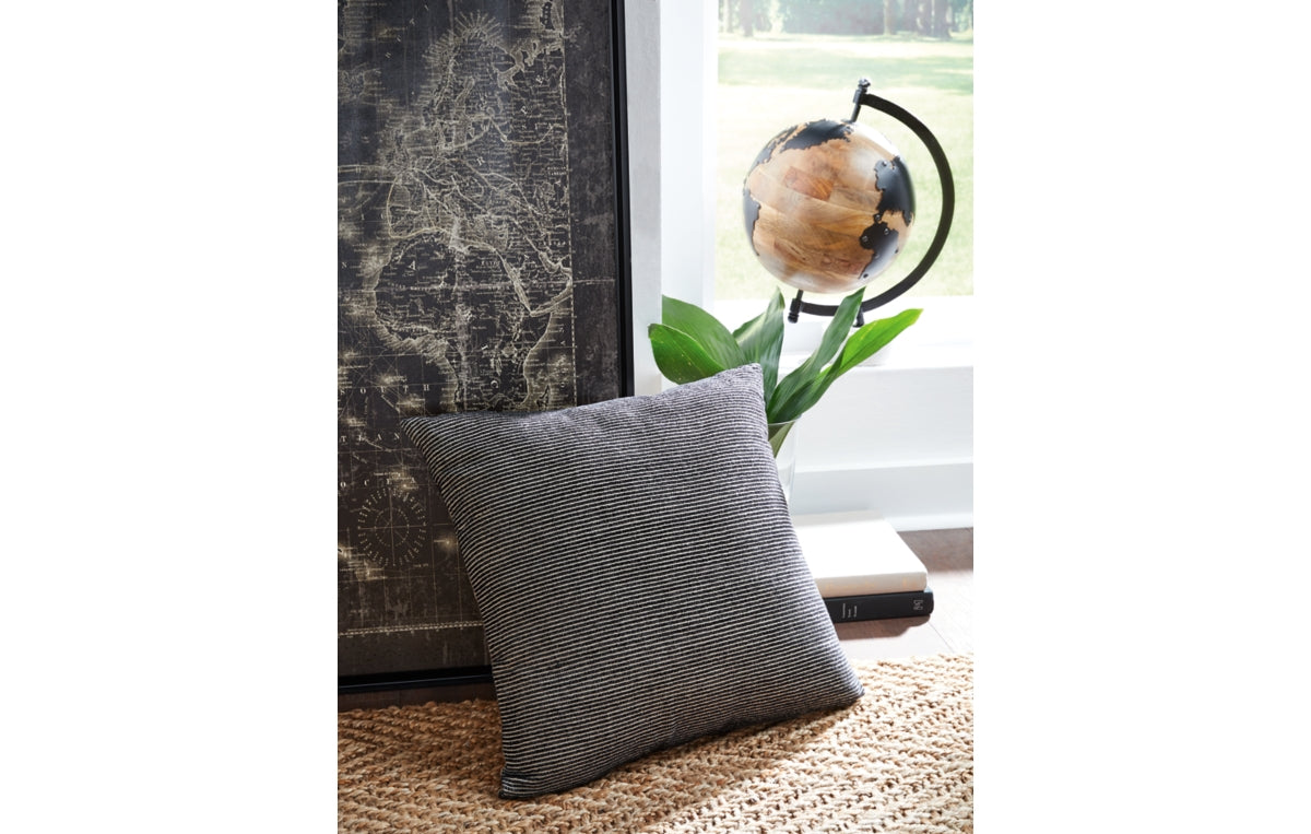 Edelmont Pillow