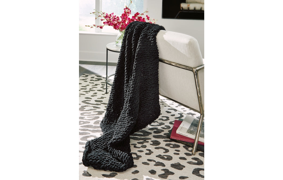 Chaddon Throw (Set of 3)