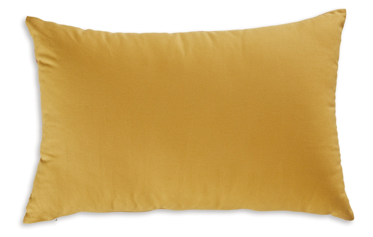 Varness Pillow (Set of 4)