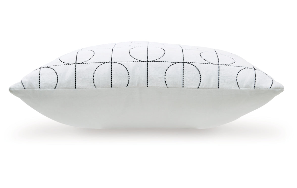 Kydner Pillow (Set of 4)