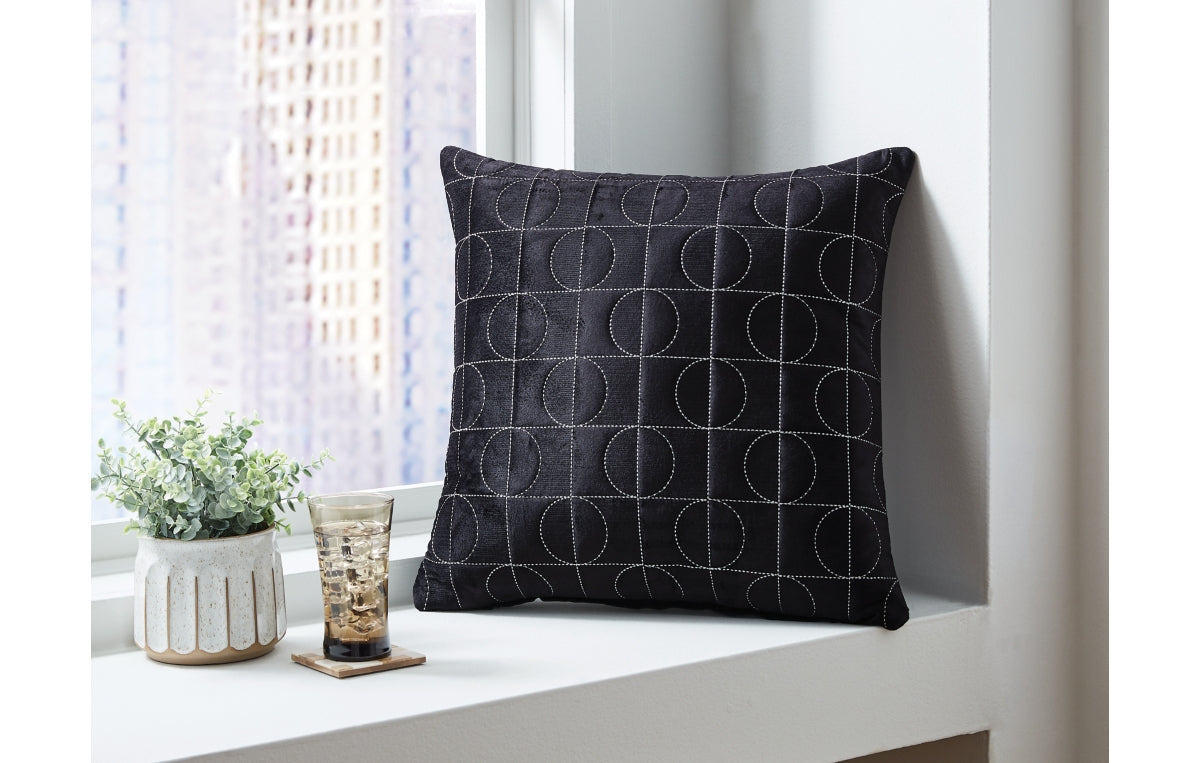 Kydner Pillow (Set of 4)
