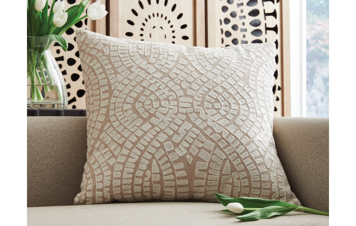 Cortlen Pillow (Set of 4)