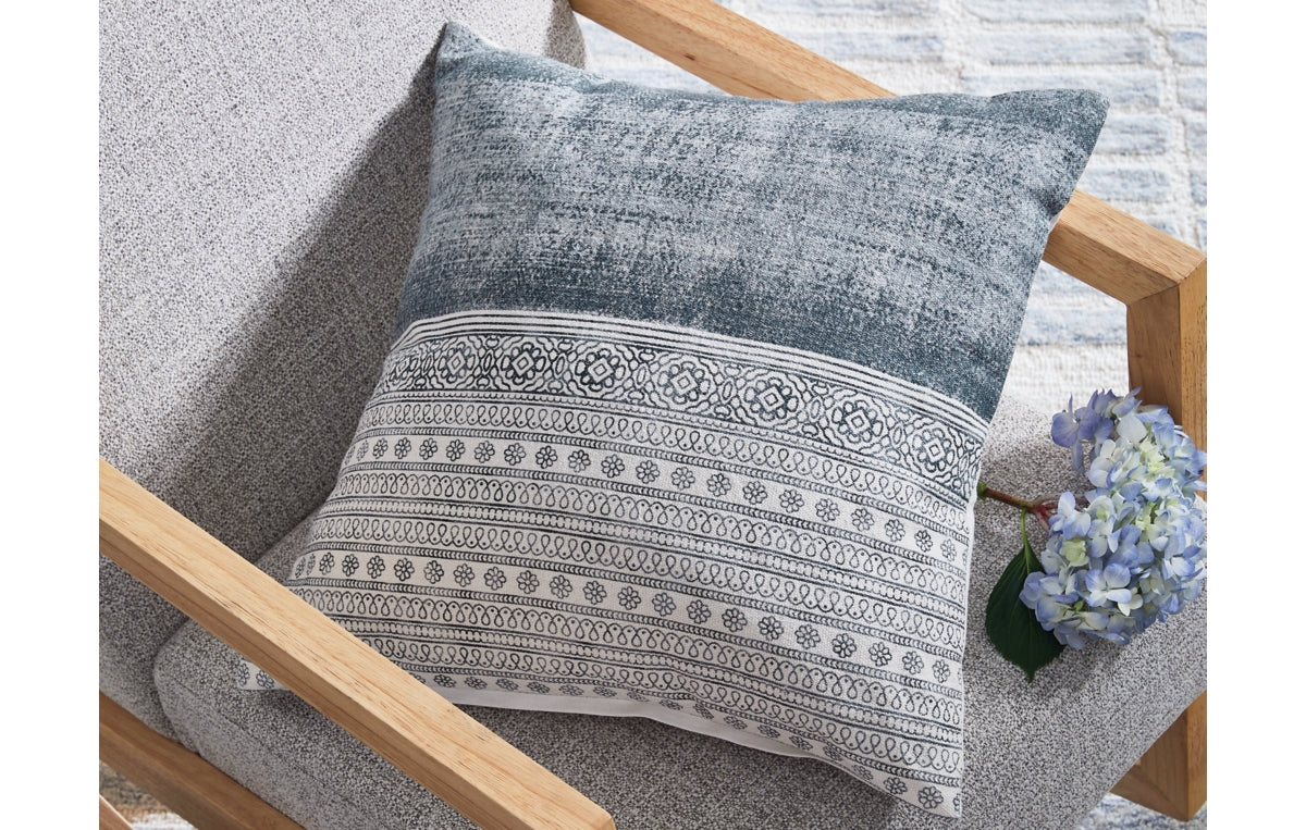 Harperville Pillow (Set of 4)