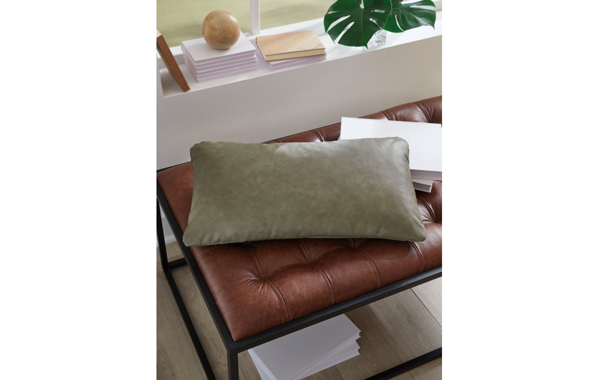Danvale Pillow (Set of 4)