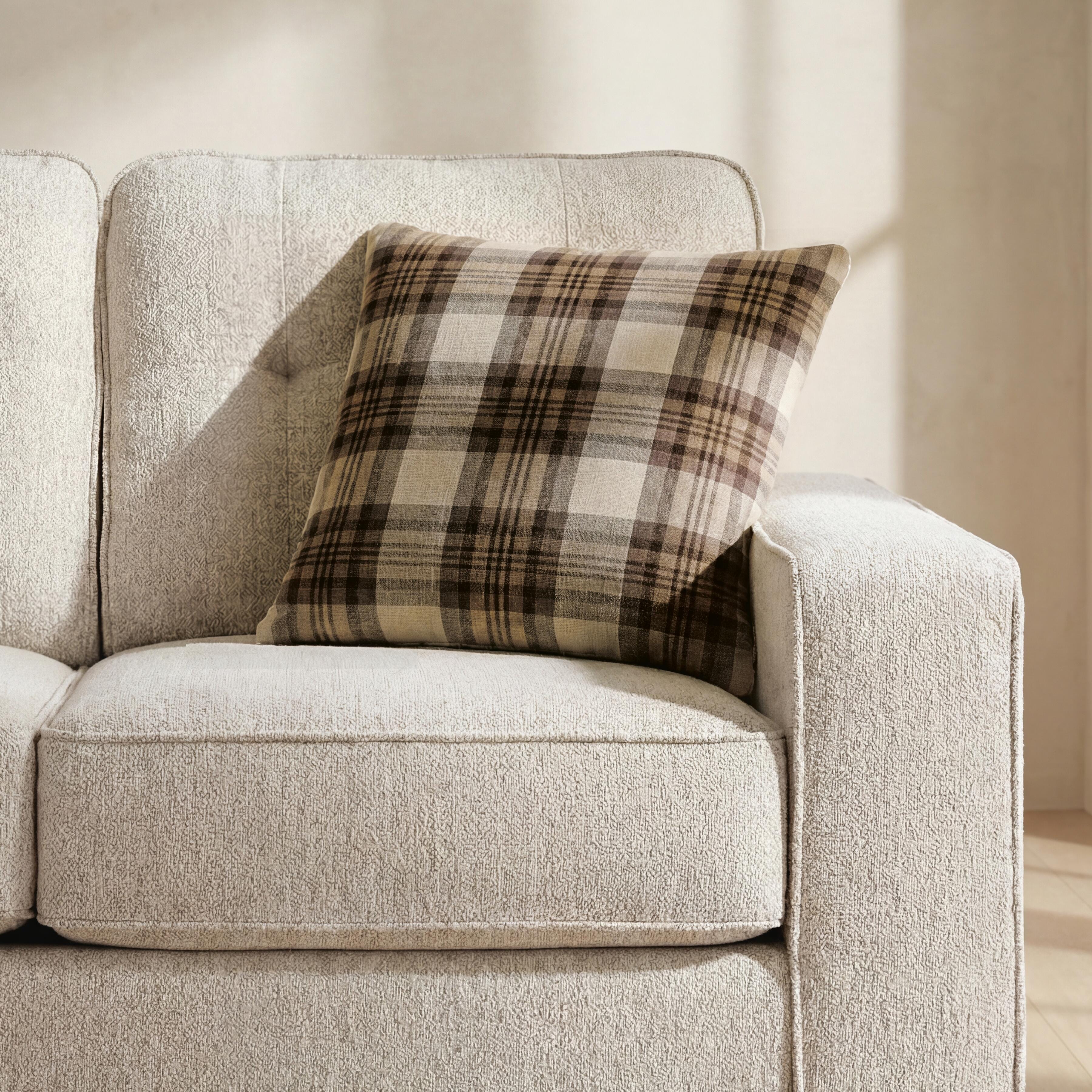 Varnburg Pillow (Set of 4)