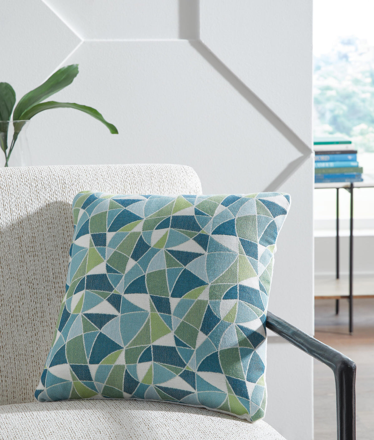 Seanow Next-Gen Nuvella Indoor/Outdoor Pillow (Set of 4)