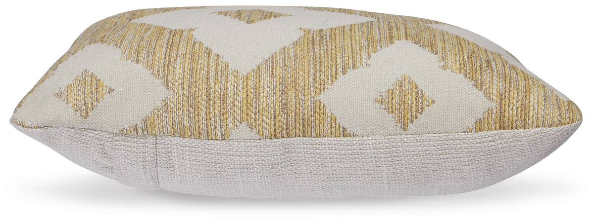 Brockner Next-Gen Nuvella Indoor/Outdoor Pillow (Set of 4)