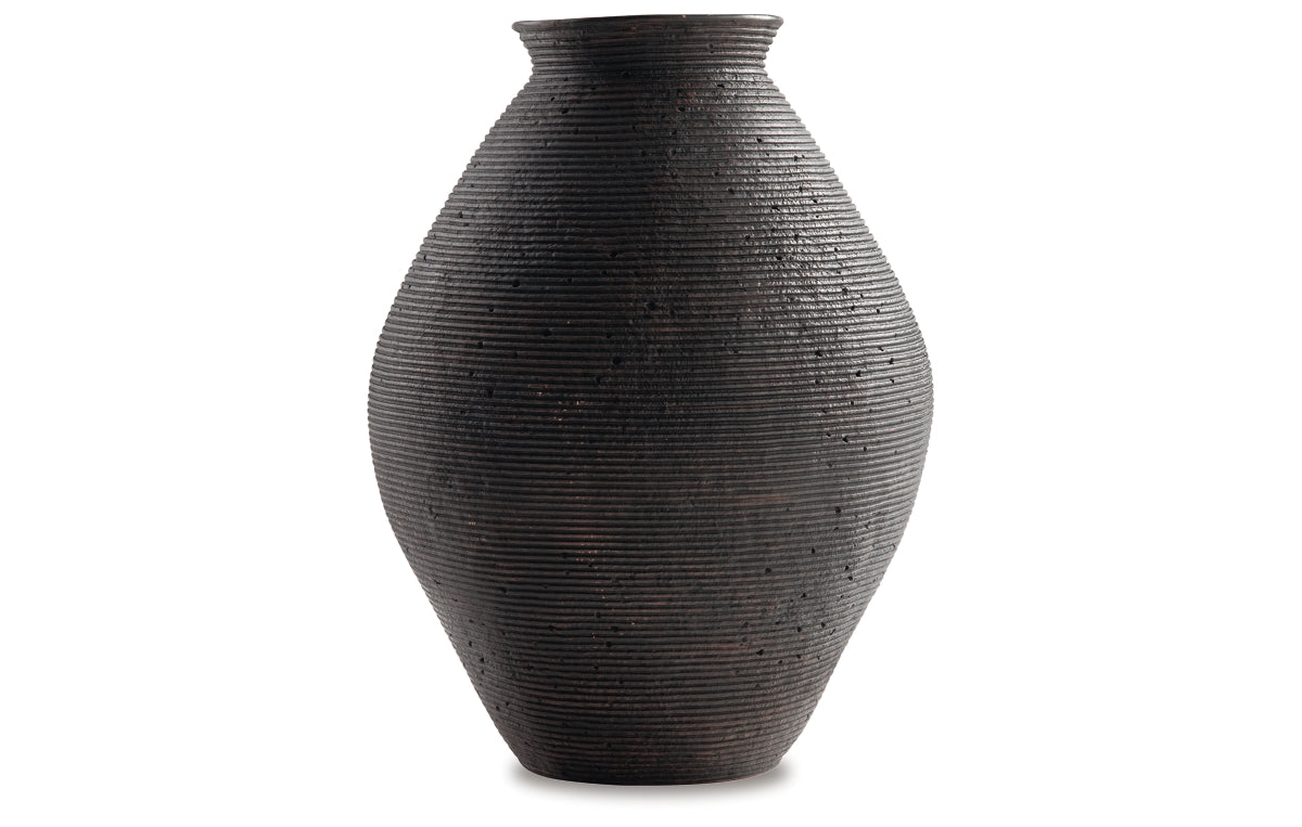 Hannela Vase