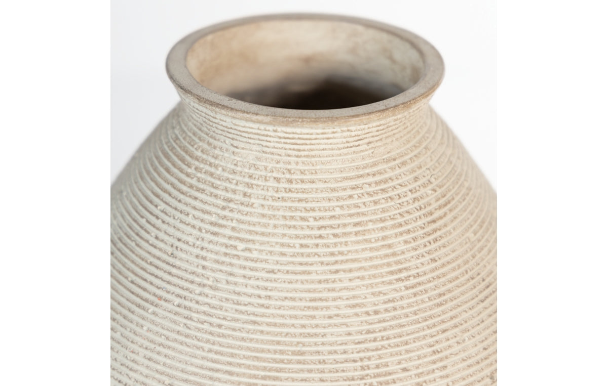 Hannela Vase