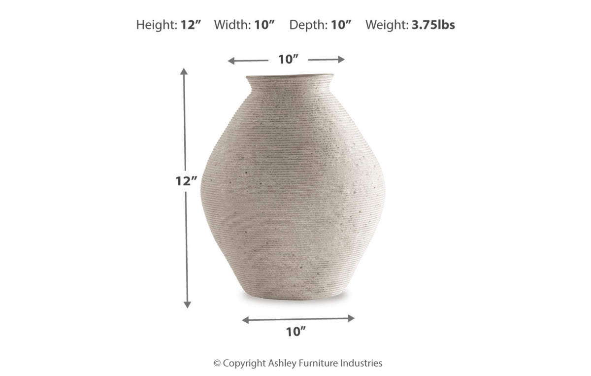 Hannela Vase