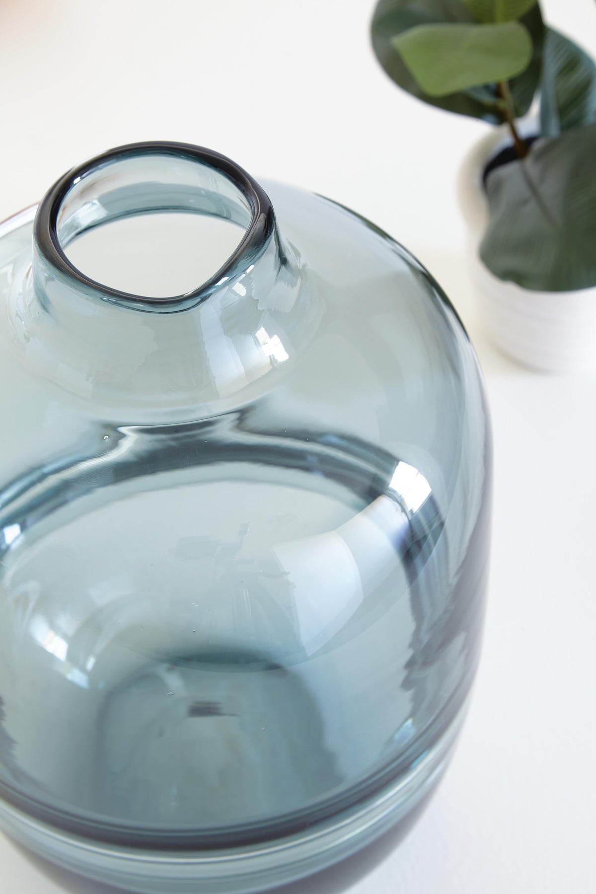 Lemmitt Indoor/Outdoor Vase