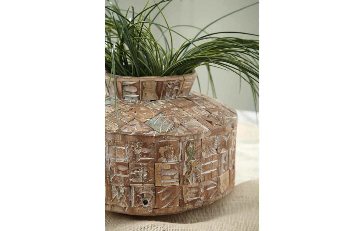 Meltland Vase
