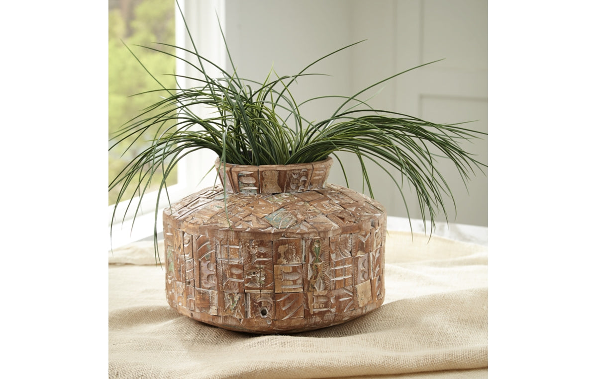Meltland Vase