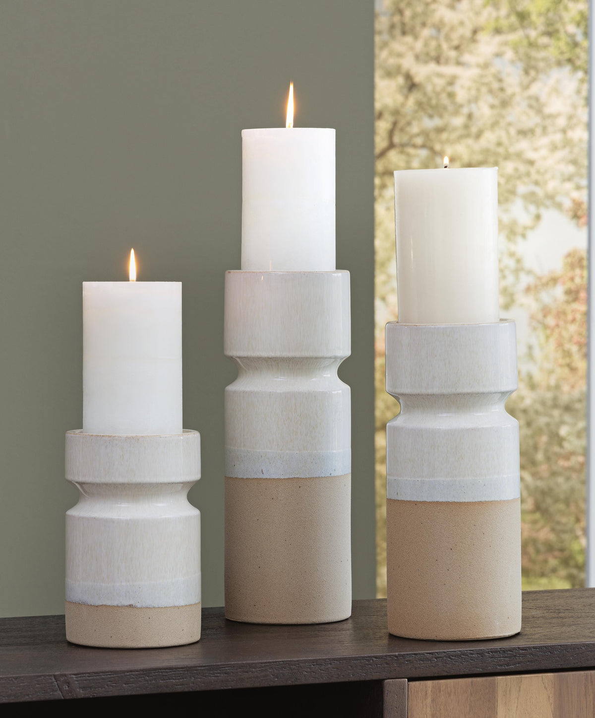 Hurston Indoor/Outdoor Candle Holder (Set Of 3)