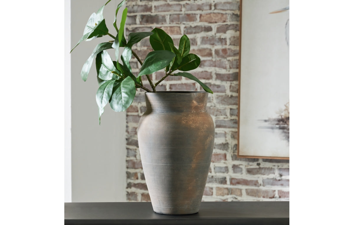 Brickmen Vase