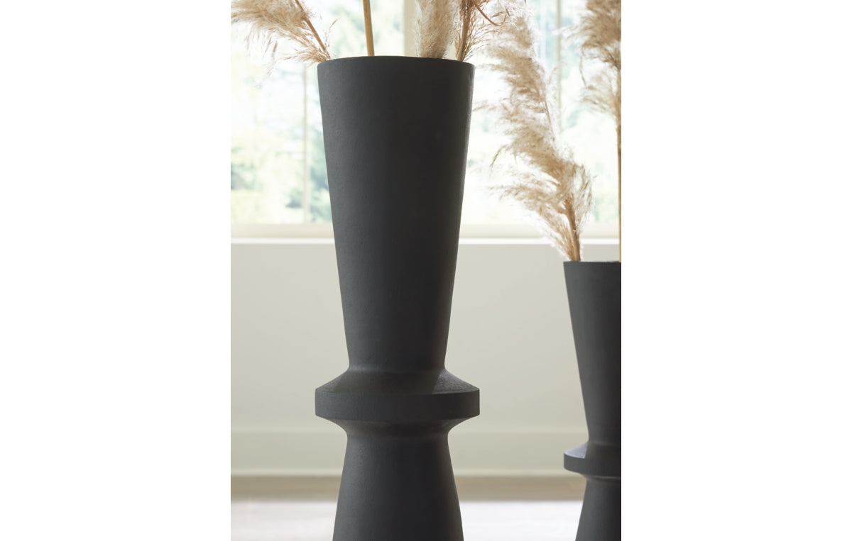 Collisten Vase