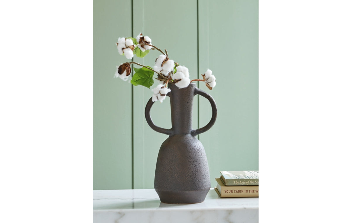 Aadeen Vase