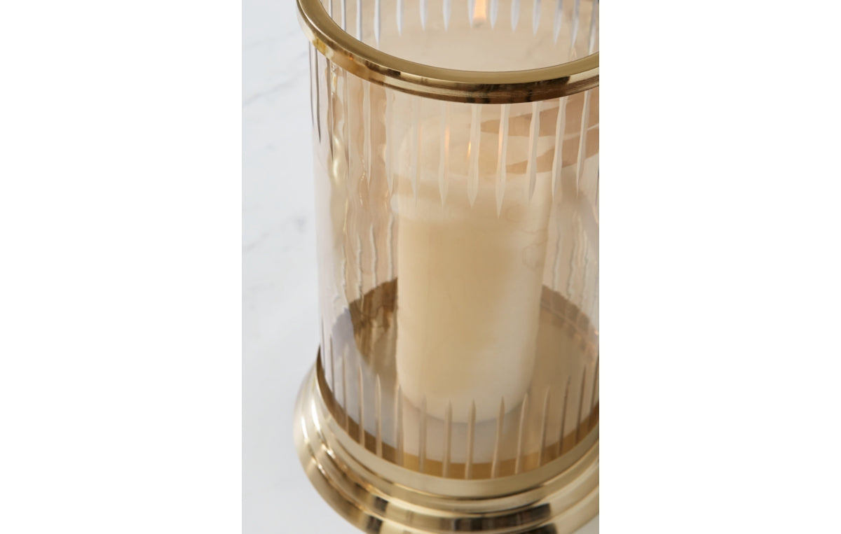 Aavinson Candle Holder