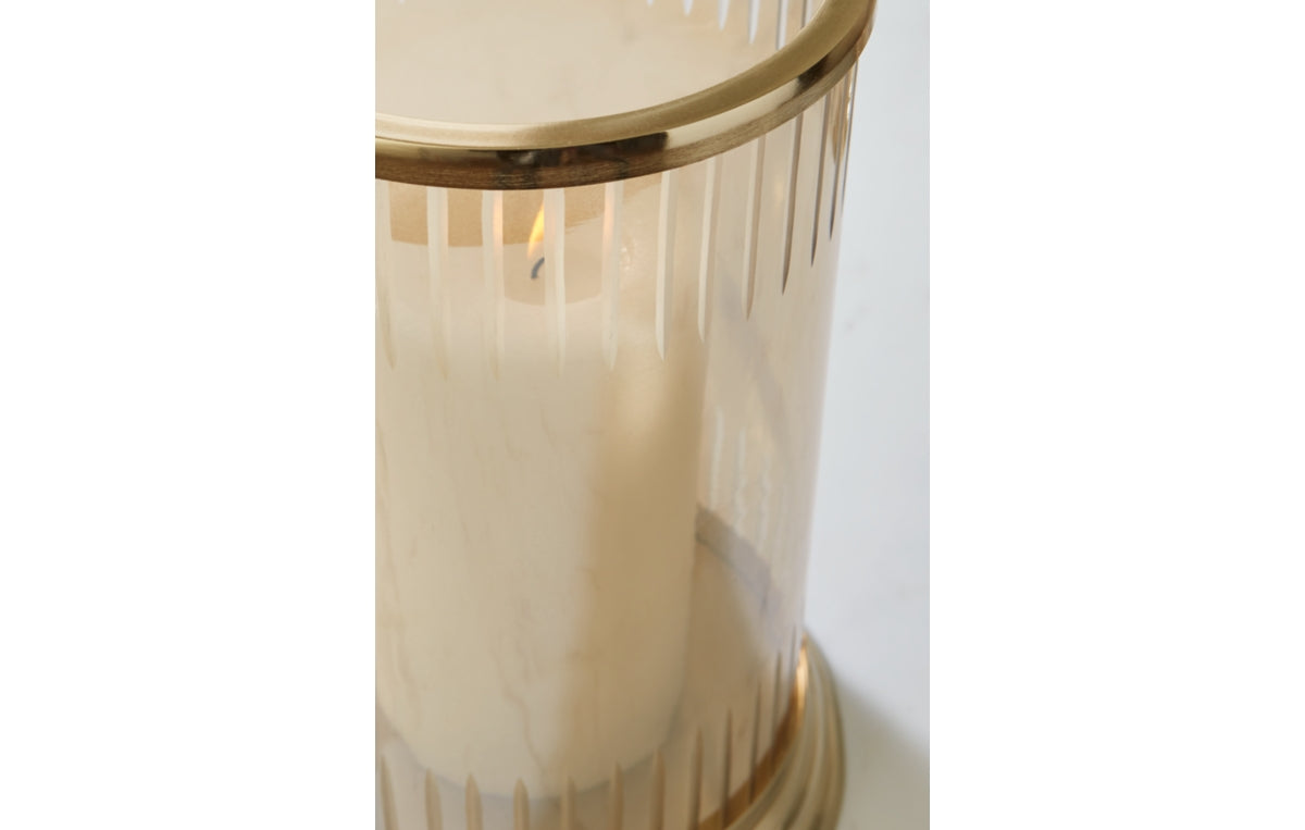 Aavinson Candle Holder