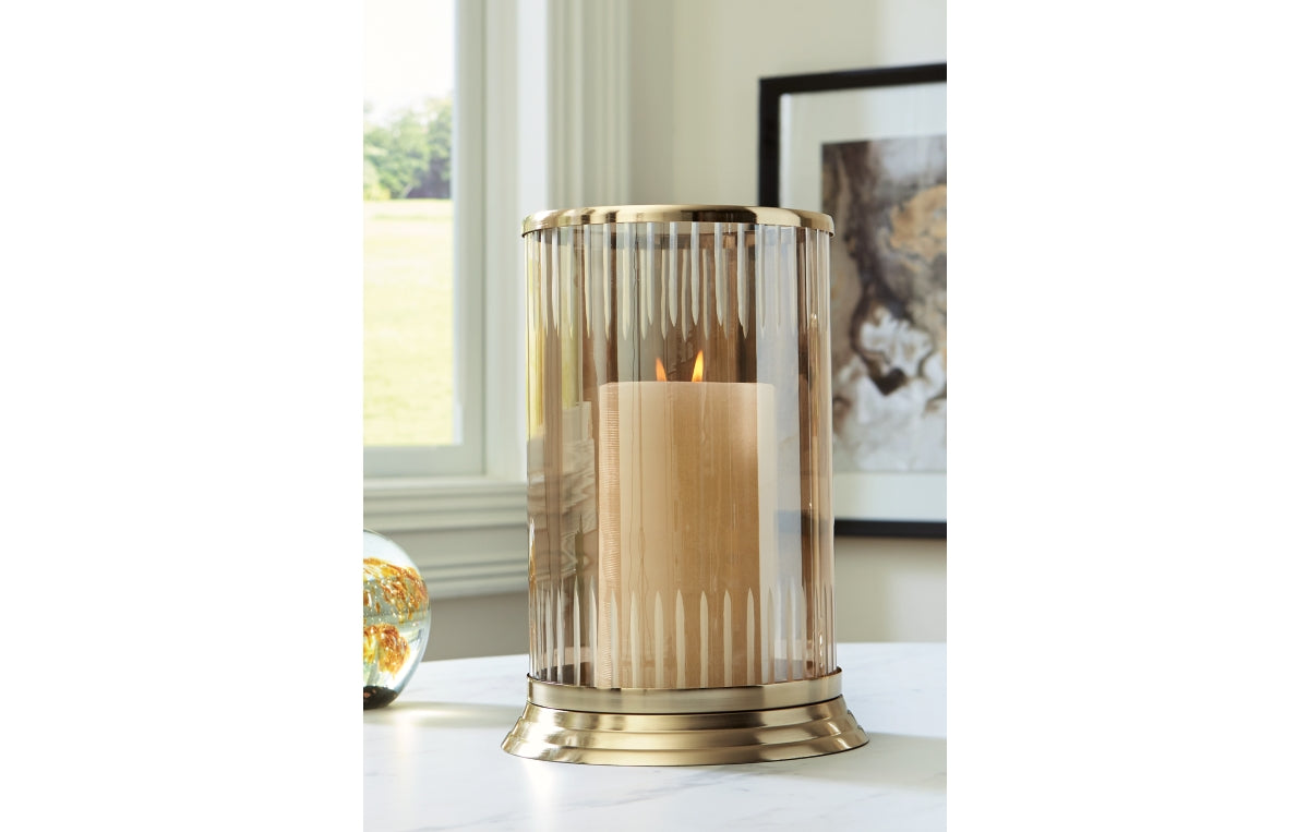 Aavinson Candle Holder