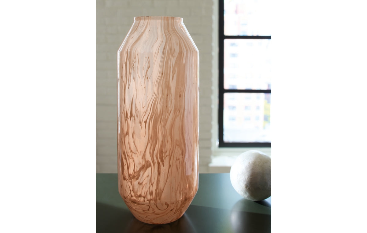 Dushby Vase