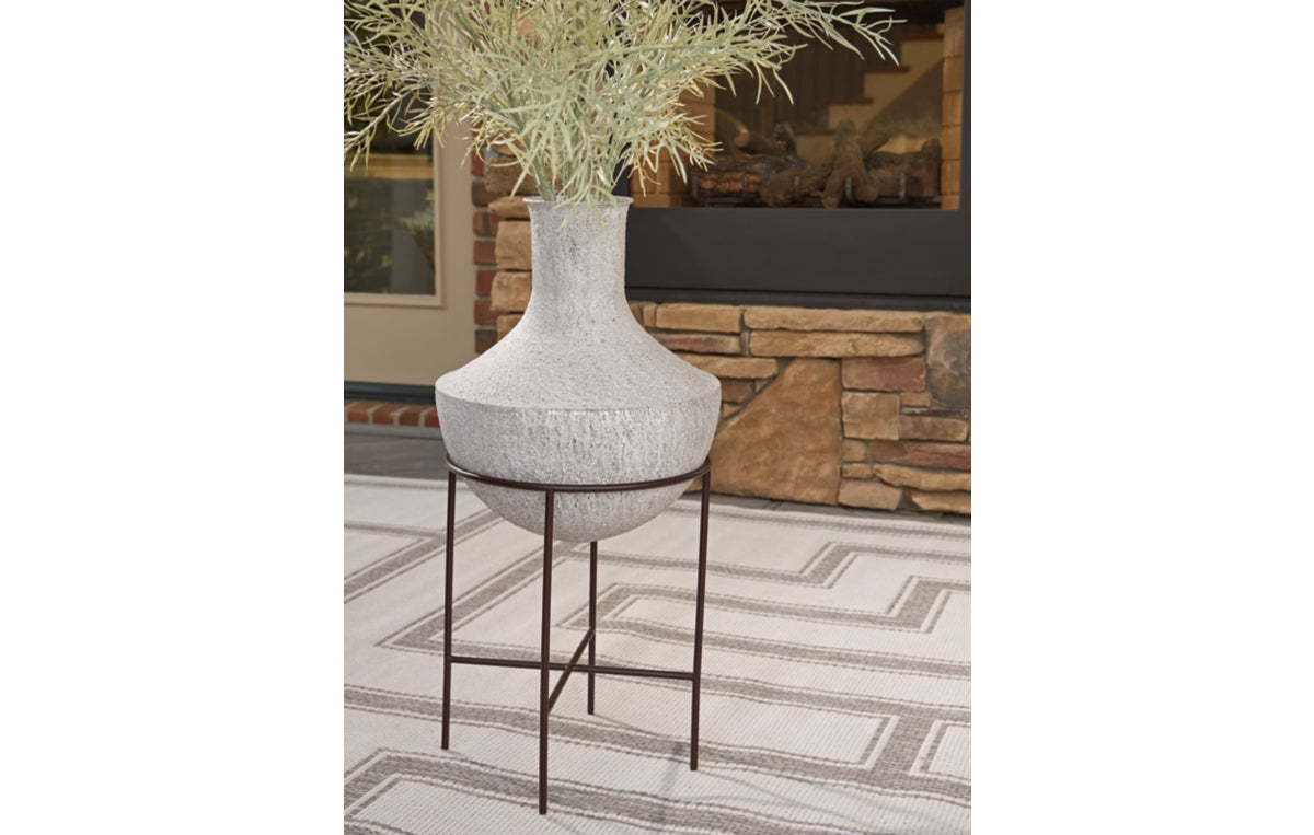 Estonbank Vase