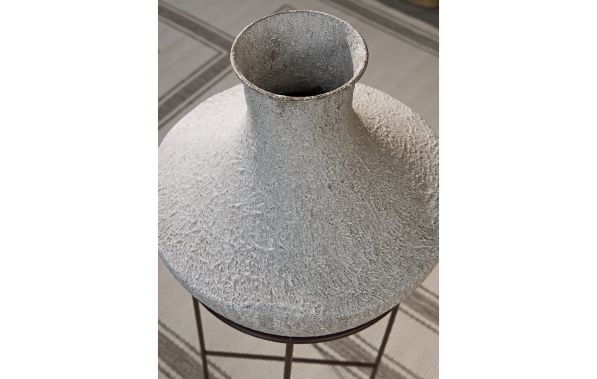 Estonbank Vase