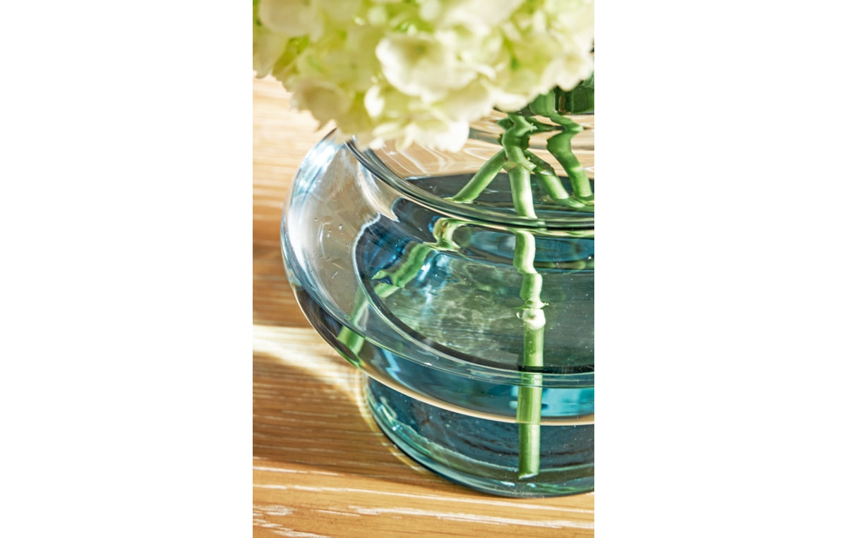 Vallmen Vase
