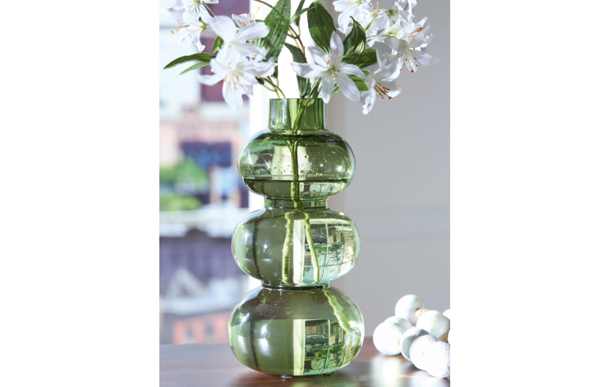 Renethorne Vase