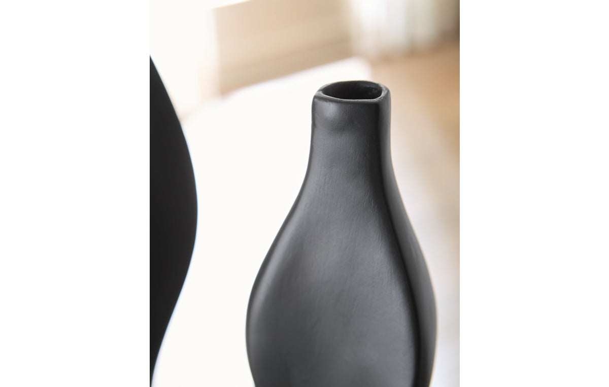 Judsen Vase