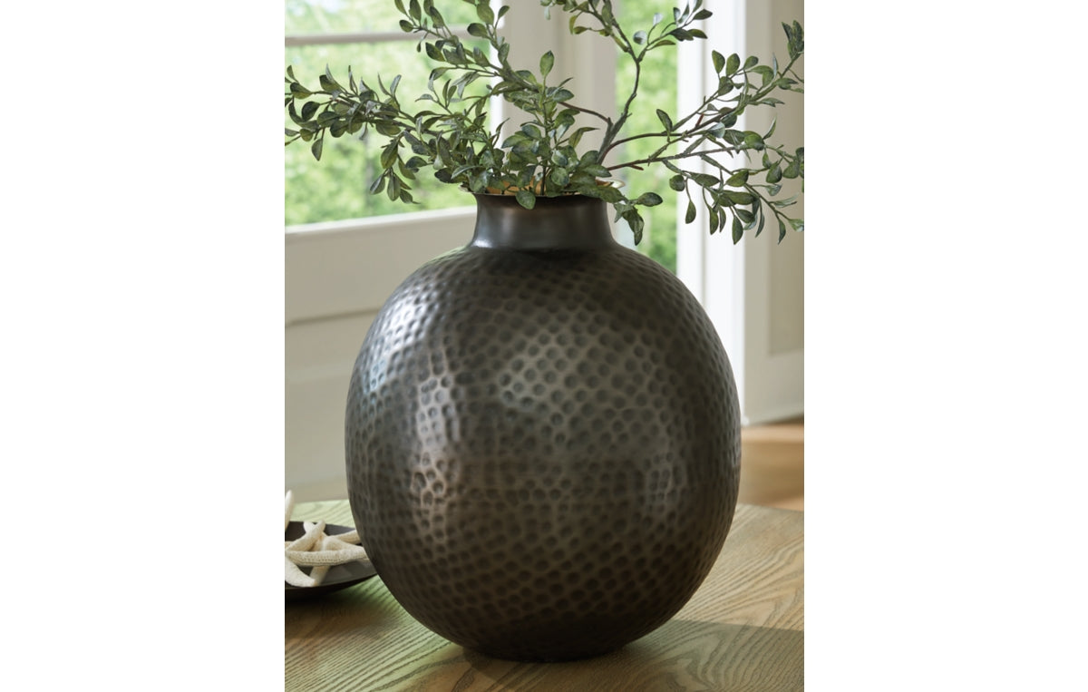 Woody Vase
