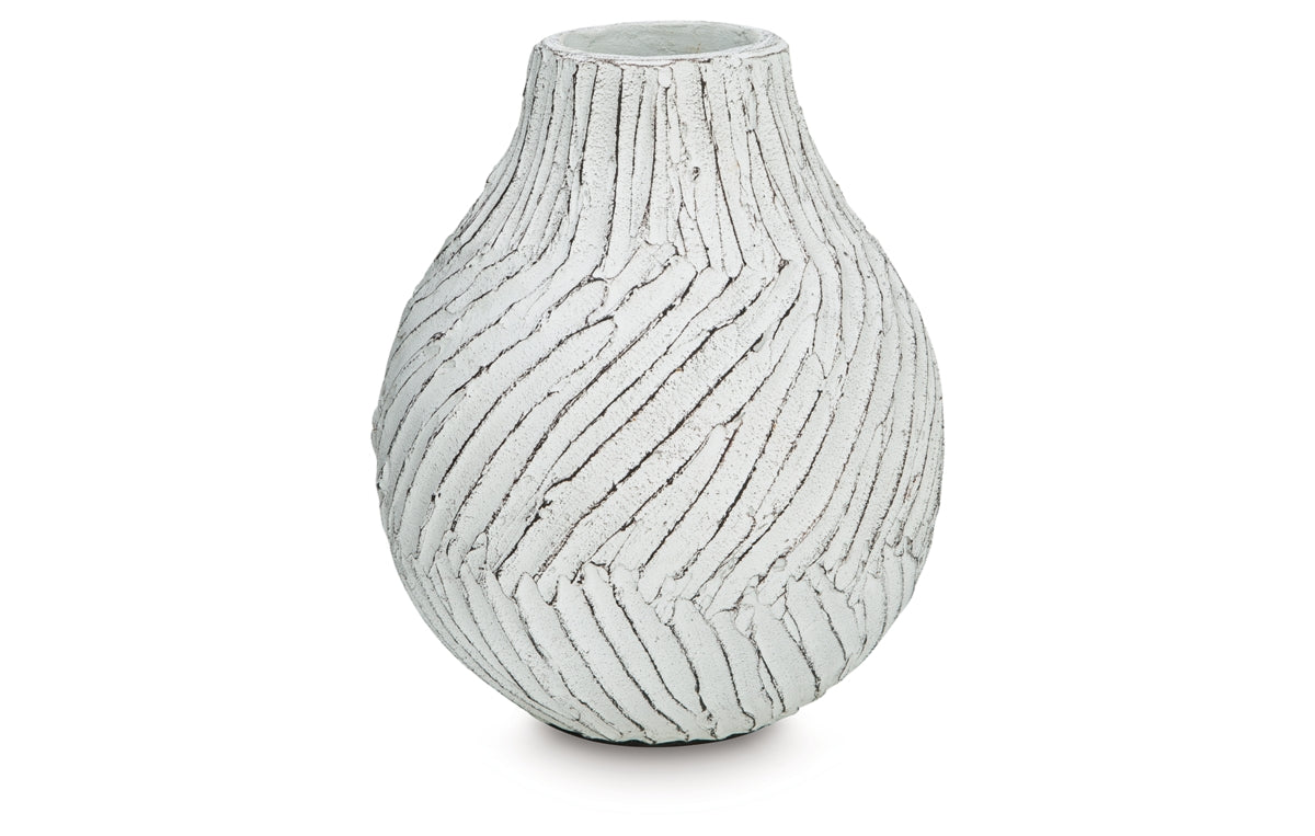 Shelvie Vase