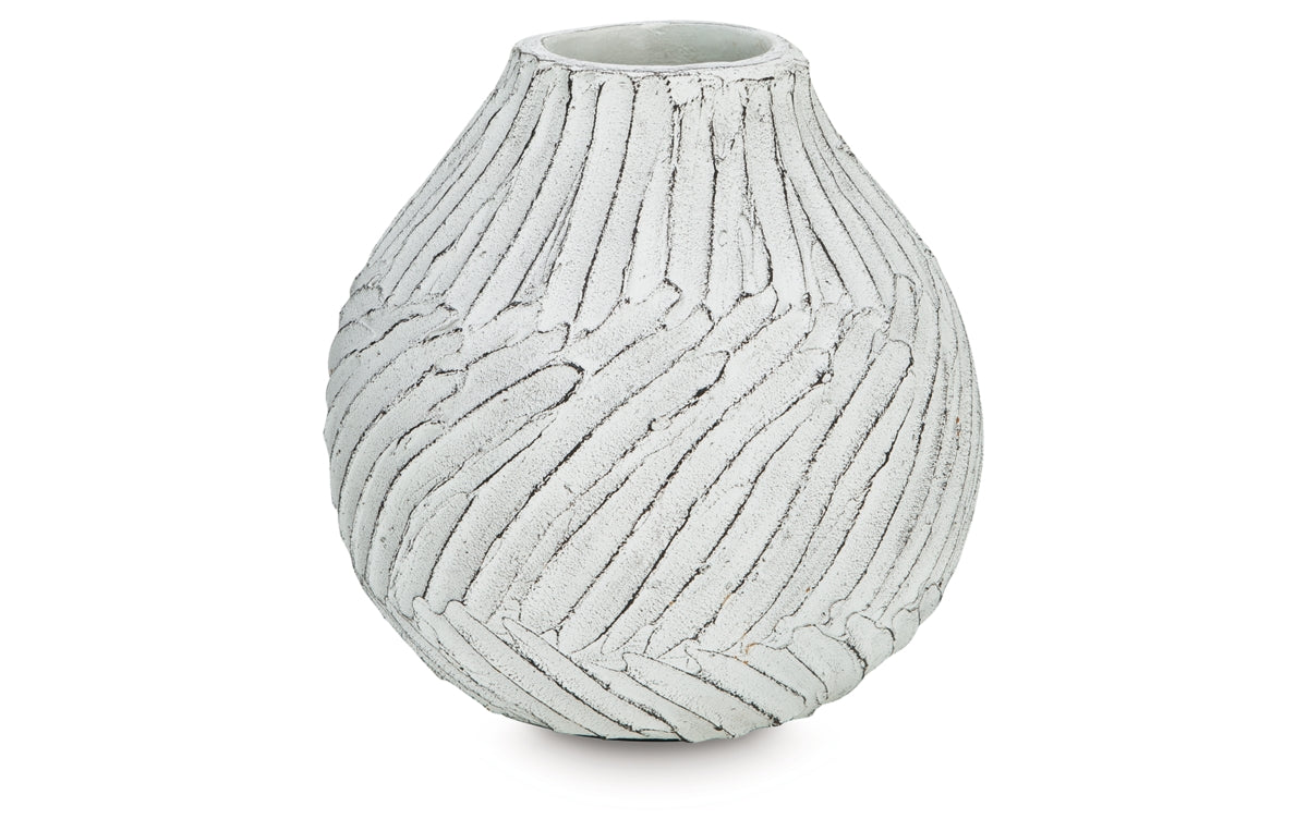 Shelvie Vase