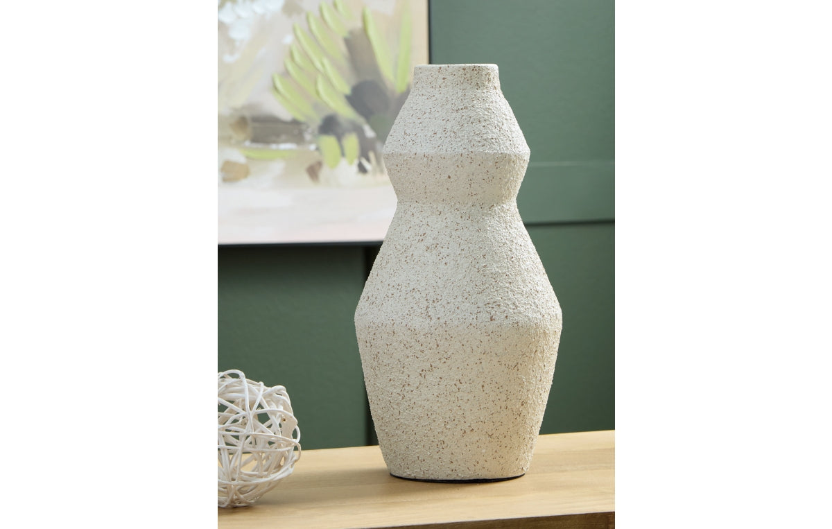 Dawthorne Vase
