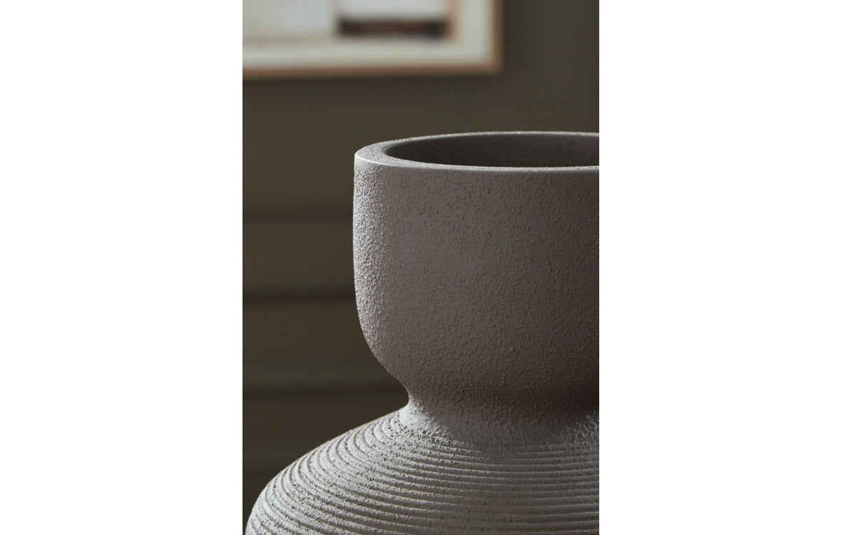 Dalsen Vase