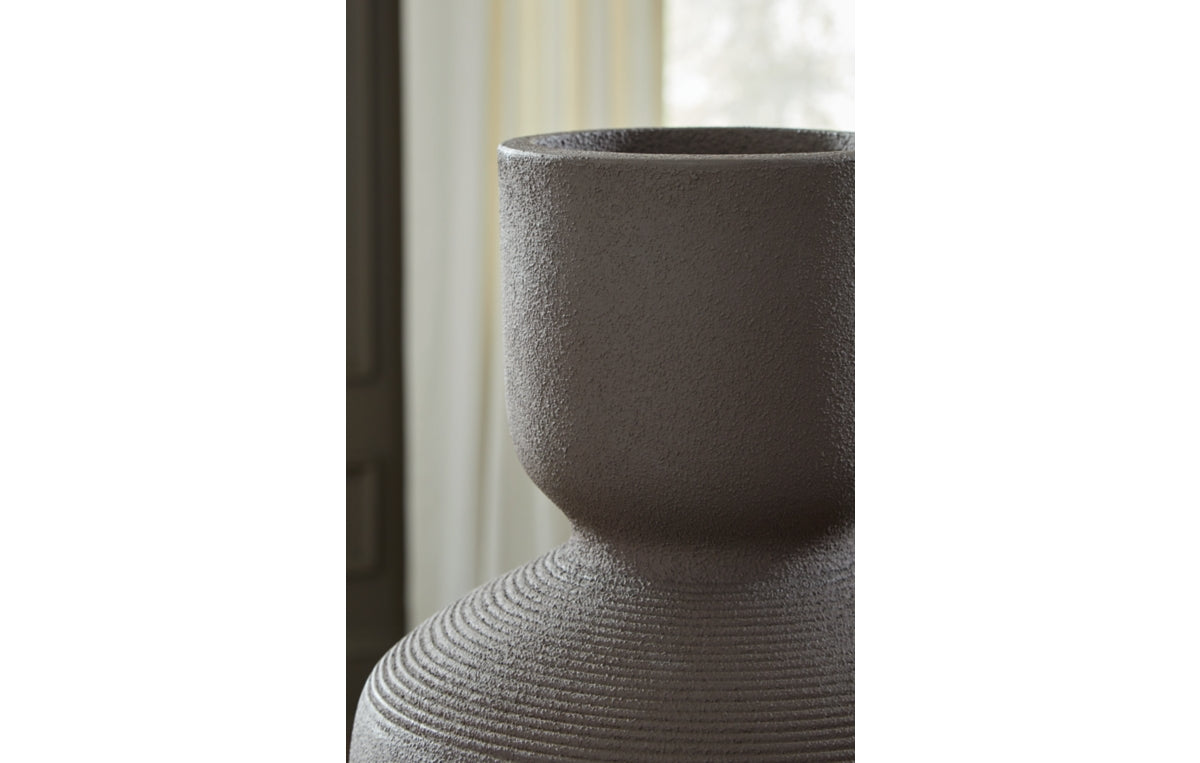 Dalsen Vase