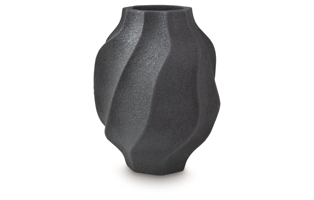 Judworth Vase