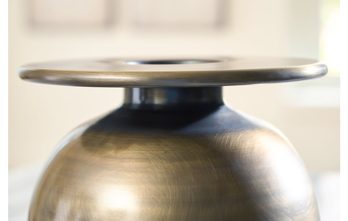 Fedorleigh Vase