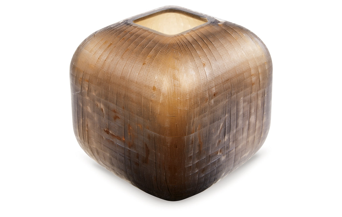 Capard Vase