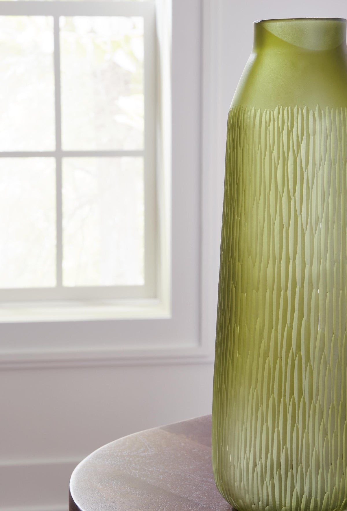 Scottyard Indoor/Outdoor Vase