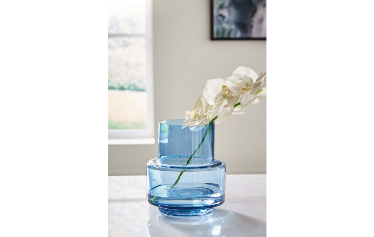 Bealen Vase