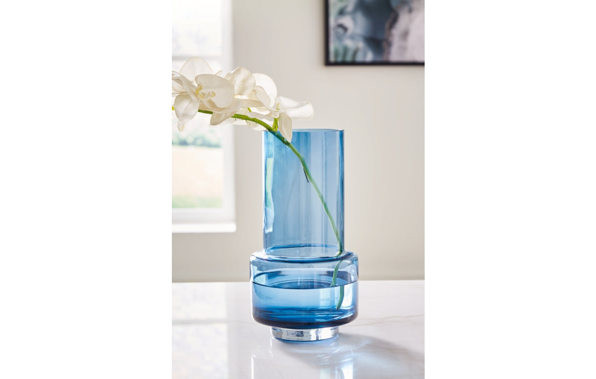 Bealen Vase