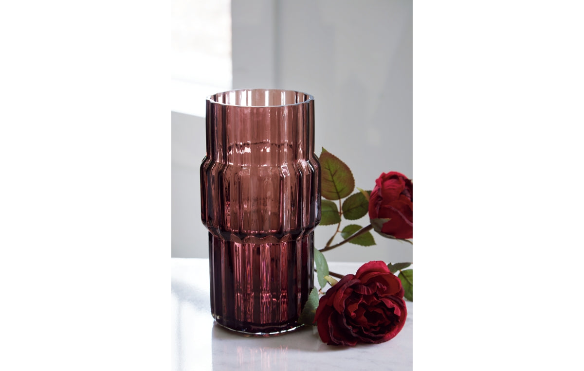 Dorlow Vase