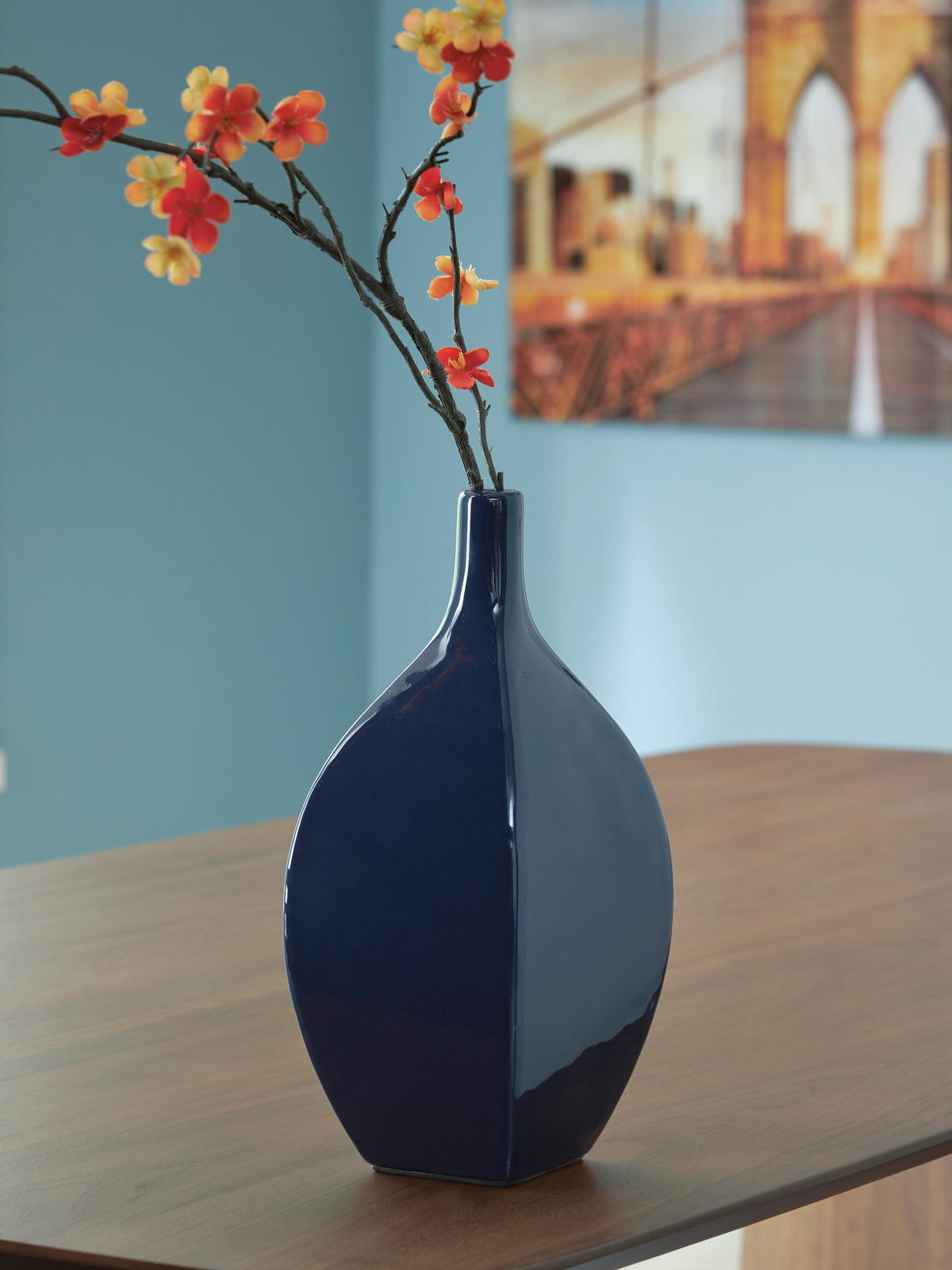 Abtinson Indoor/Outdoor Vase