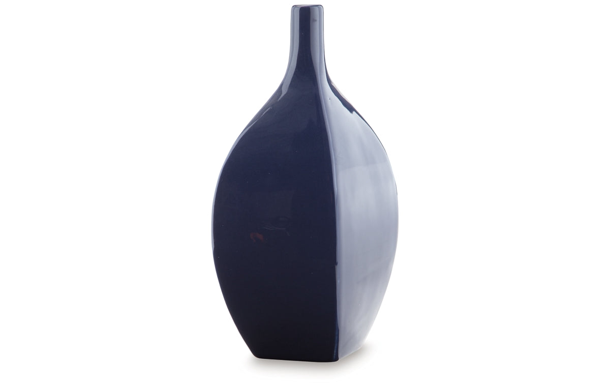 Abtinson Vase