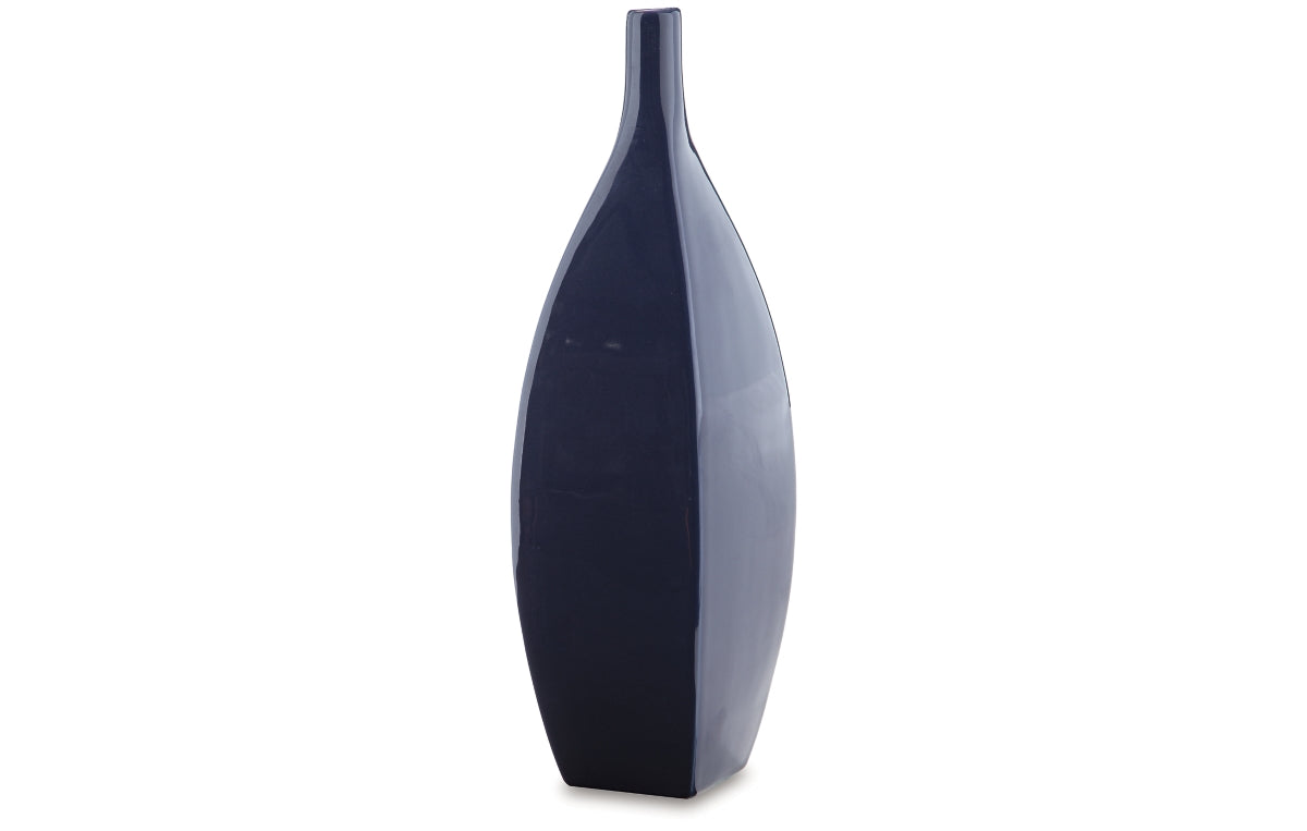 Abtinson Vase