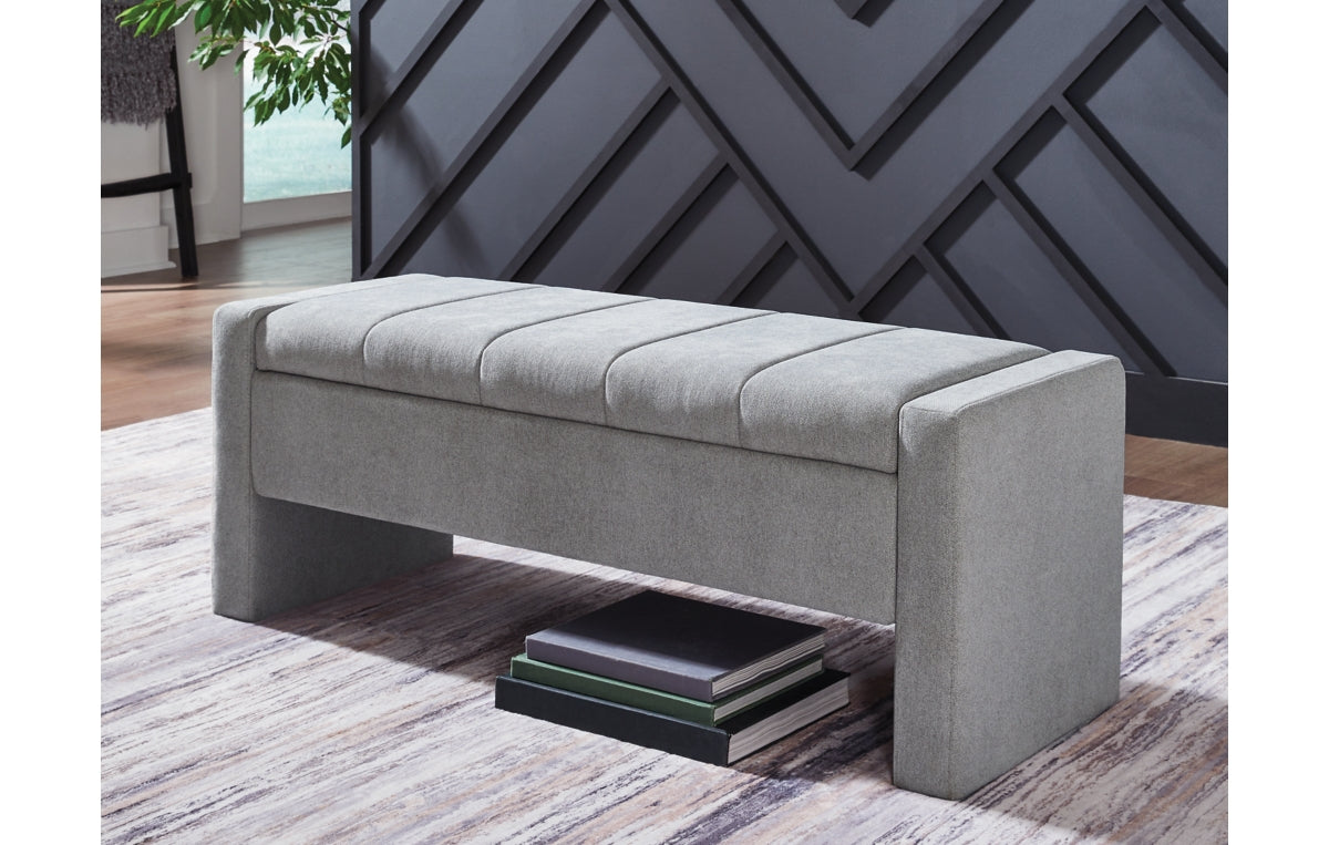 Akselman Storage Bench