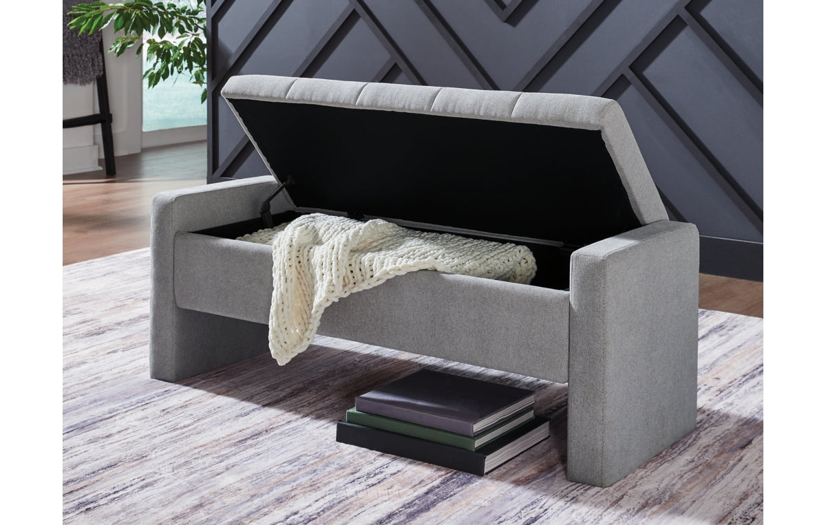 Akselman Storage Bench